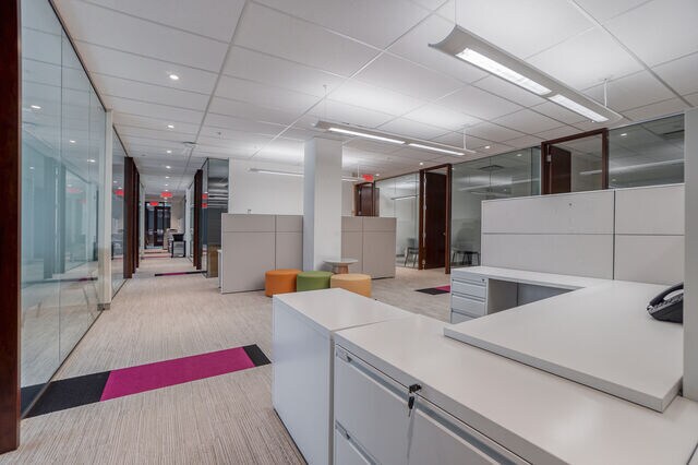 More Photos Of 2600 Boul Alfred-Nobel, Montréal Office For Lease