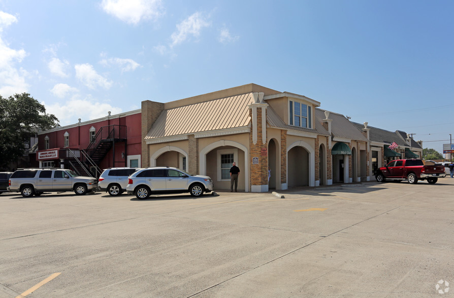 More Photos Of 1000 Block Santa Fe, Corpus Christi Unknown For Lease