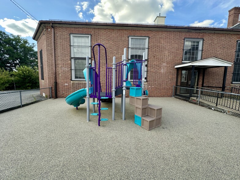 More Photos Of 600 Cooks Ln, Baltimore Religious Facility For Sale