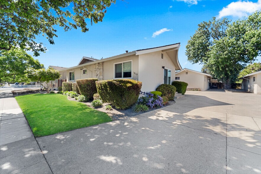 More Photos Of 1815 Bucknall Rd, Campbell Apartments For Sale