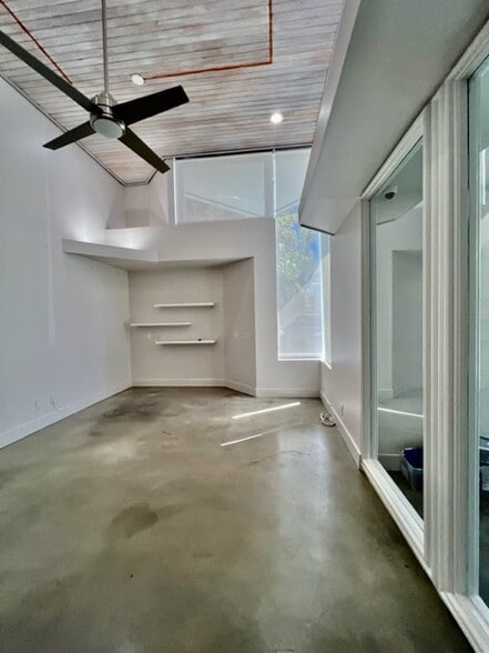 More Photos Of 721 NE 3rd Ave, Fort Lauderdale Office For Lease
