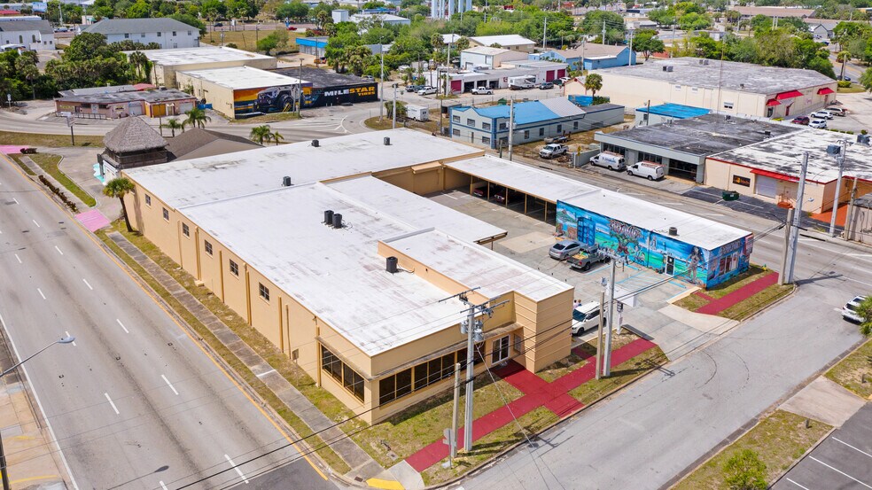 More Photos Of 117-137 Hughlett Ave, Cocoa General Retail For Sale