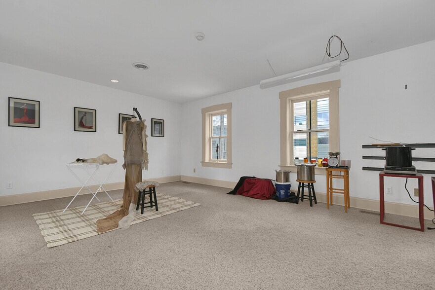 More Photos Of 391 E Livingston Ave, Columbus Office Residential For Sale