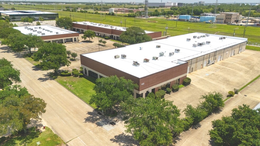Primary Photo Of 1100 Hercules Ave, Houston Unknown For Lease