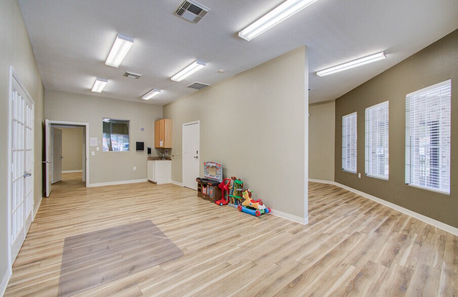 More Photos Of 19647 River Bottom Rd, Katy Daycare Center For Sale