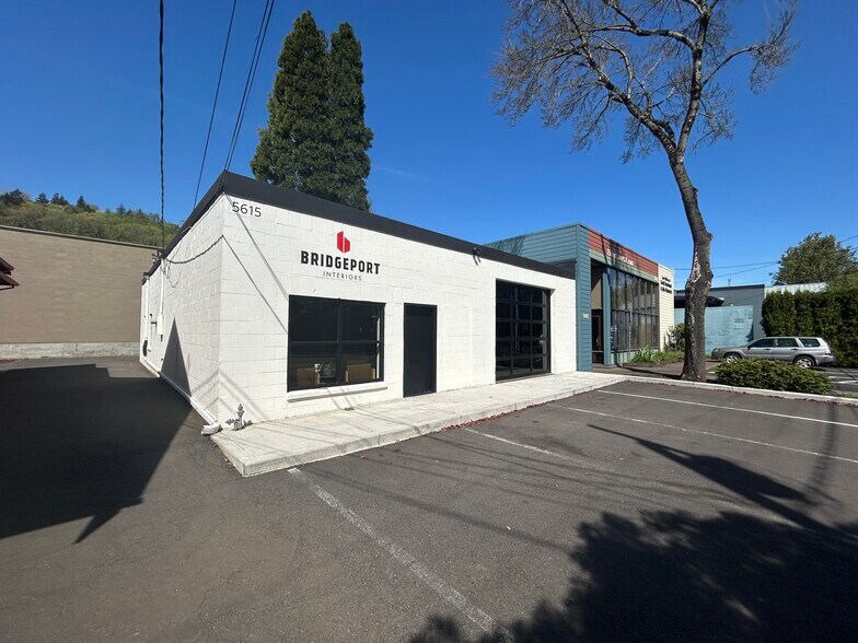 Primary Photo Of 5615 S Hood Ave, Portland Office For Sale