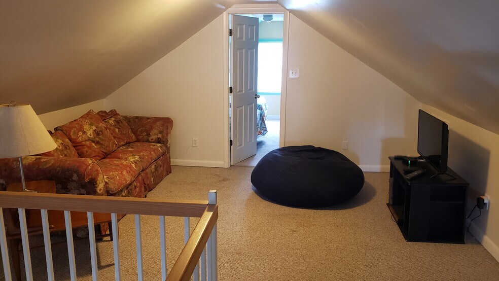 More Photos Of 420 Broadway, West Cape May Apartments For Sale