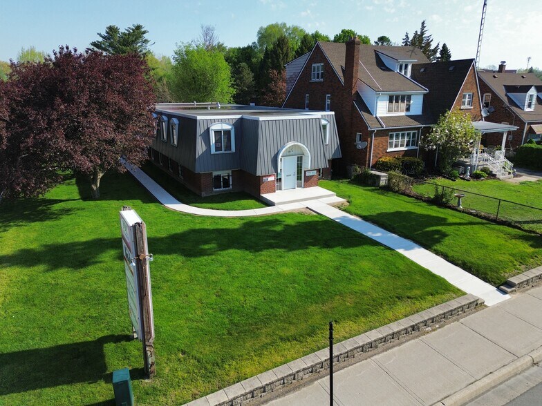 Primary Photo Of 191 Queensway W, Simcoe Office For Lease