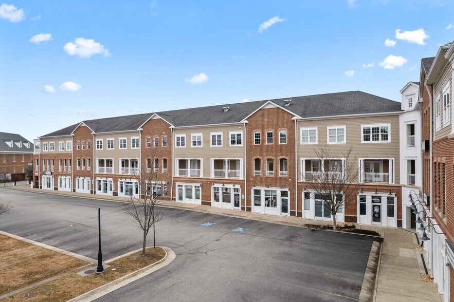 More Photos Of 13885 Hedgewood Dr, Woodbridge Office Residential For Sale