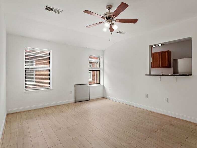 More Photos Of 1223 N St NW, Washington Apartments For Sale