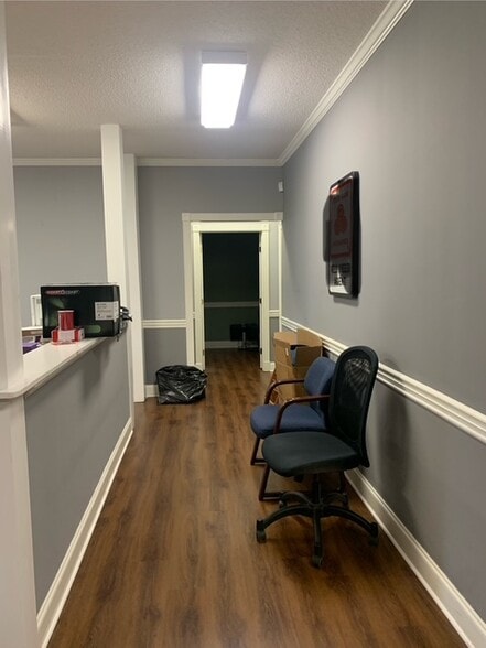 More Photos Of 400 Highway 81 E, Mcdonough Office For Lease