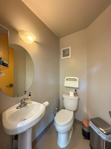 More Photos Of 534 B St, Santa Rosa Medical For Sale