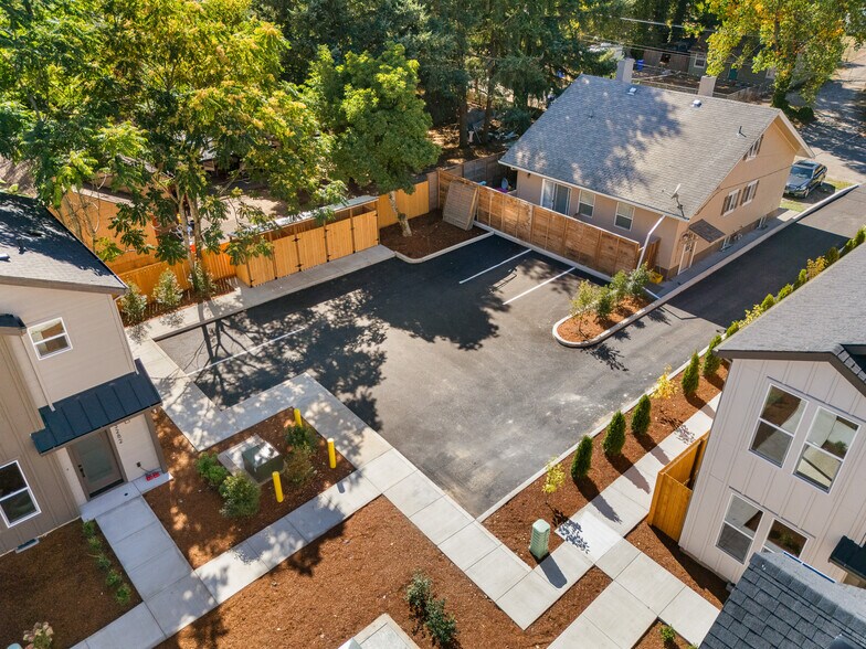 More Photos Of 3246 115th Ave, Portland Multifamily For Sale