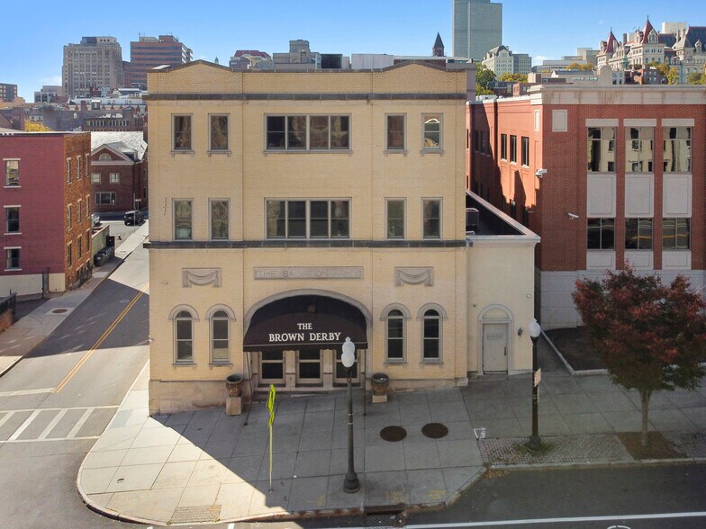 More Photos Of 22 Clinton Ave, Albany Office For Sale