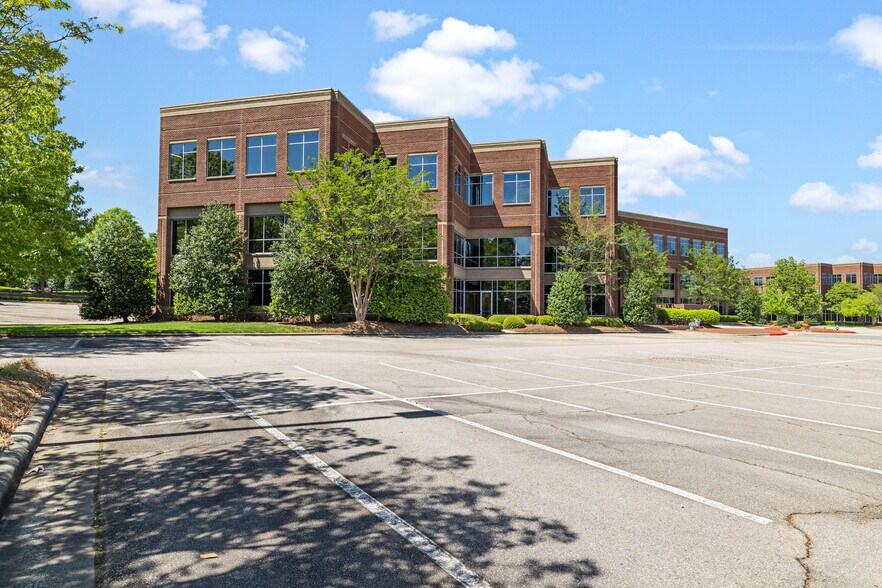 More Photos Of 1700 Perimeter Park Dr, Morrisville Office For Lease