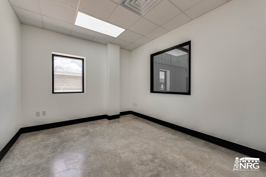 More Photos Of Lot 10 Cholla Rd, Midland Industrial For Lease