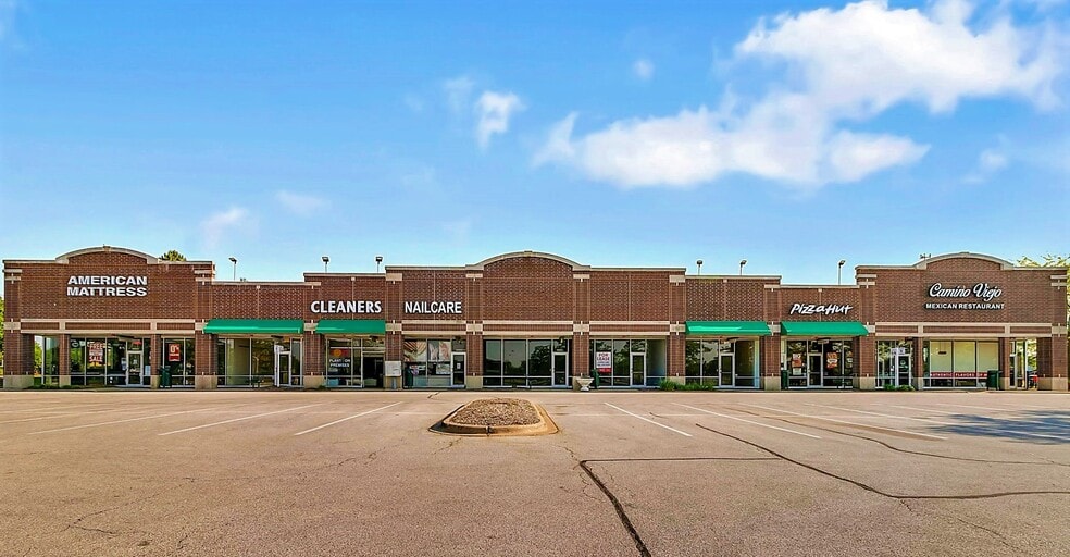 More Photos Of 19917-19991 S LaGrange Rd, Frankfort Unknown For Lease