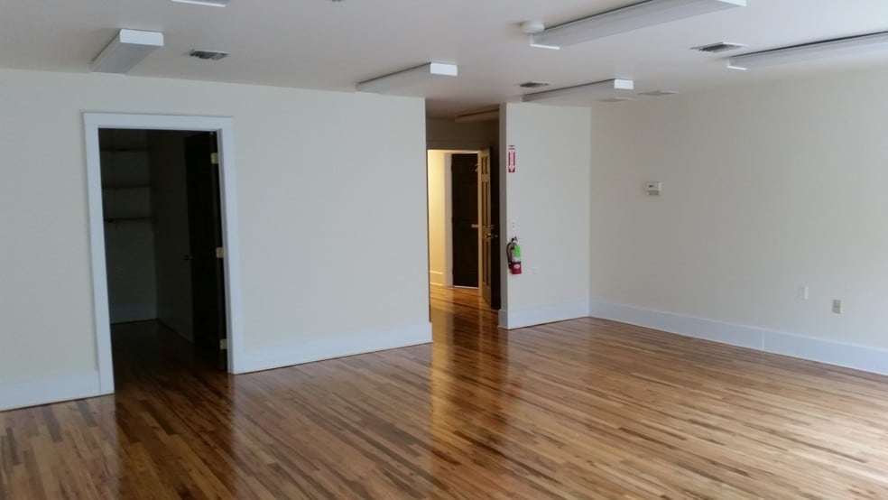 More Photos Of 2850 N Route 23, Newfoundland General Retail For Lease