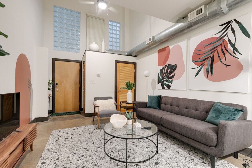 More Photos Of 115 E Broad St, Richmond Apartments For Lease