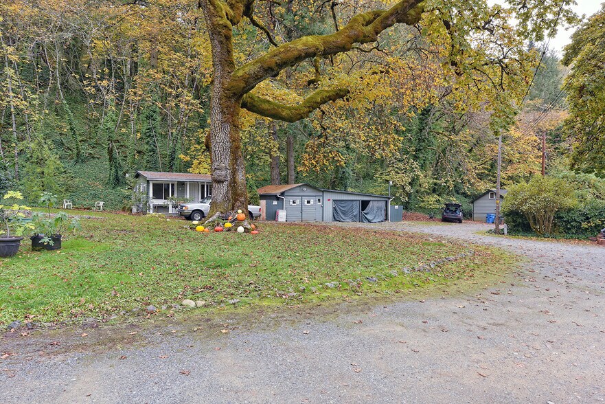 More Photos Of 3251 Rogue River Hwy, Grants Pass Apartments For Sale