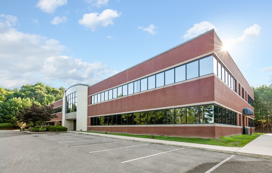 More Photos Of 1200 Premier Dr, Chattanooga Loft Creative Space For Lease