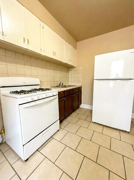 More Photos Of 1054 S. Mason, Chicago Apartments For Sale