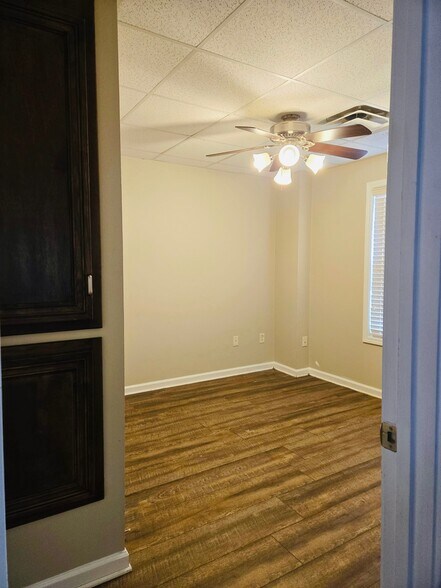 More Photos Of 1050 John Mason Dr, Conway Self Storage For Lease