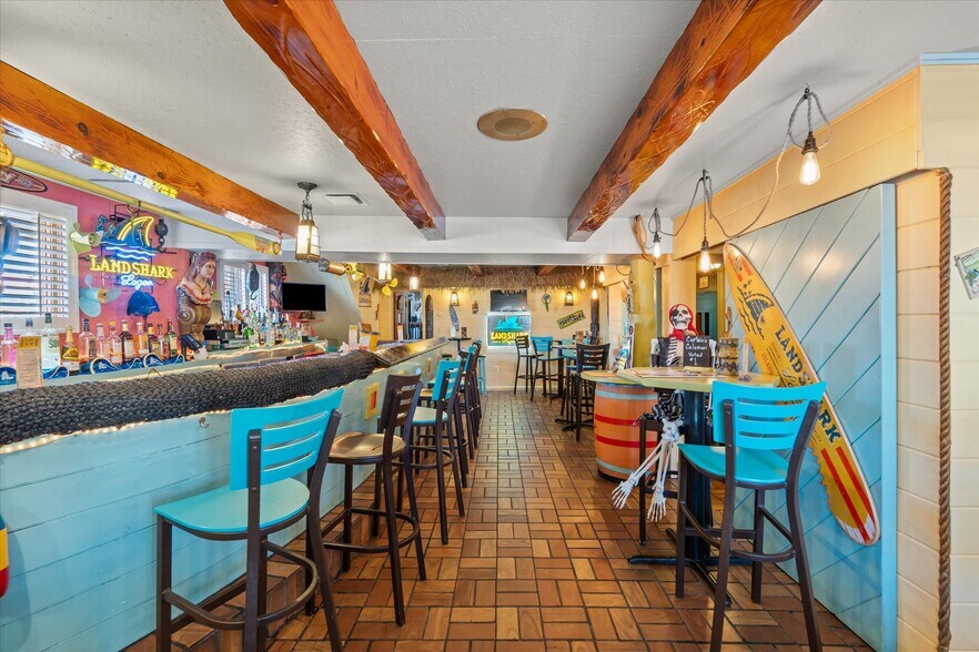 More Photos Of 1424 Main St, Sylvan Beach Restaurant For Sale