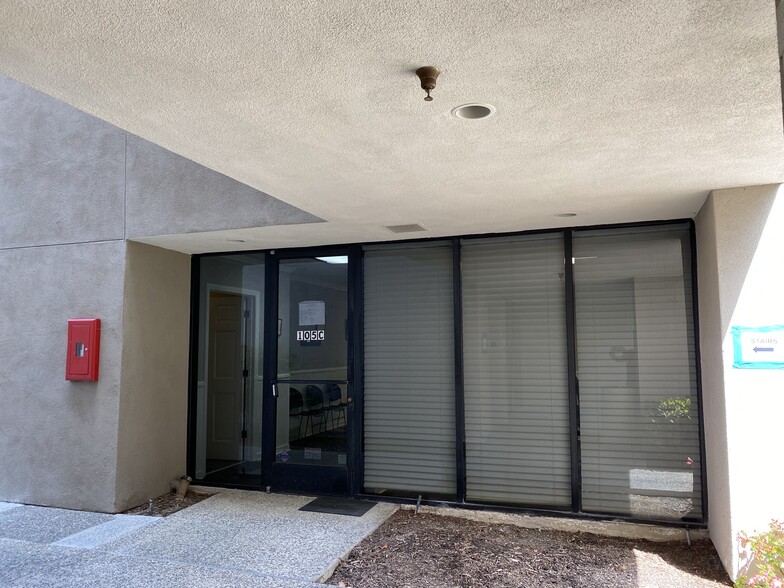 More Photos Of 665 Camino de los Mares, San Clemente Medical For Sale