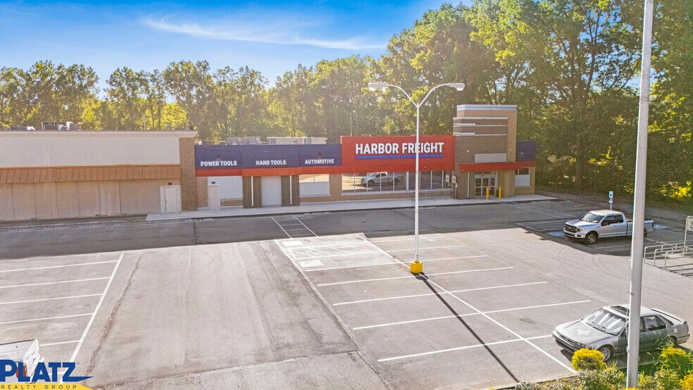 More Photos Of 3485-3497 Belmont Ave, Youngstown General Retail For Lease