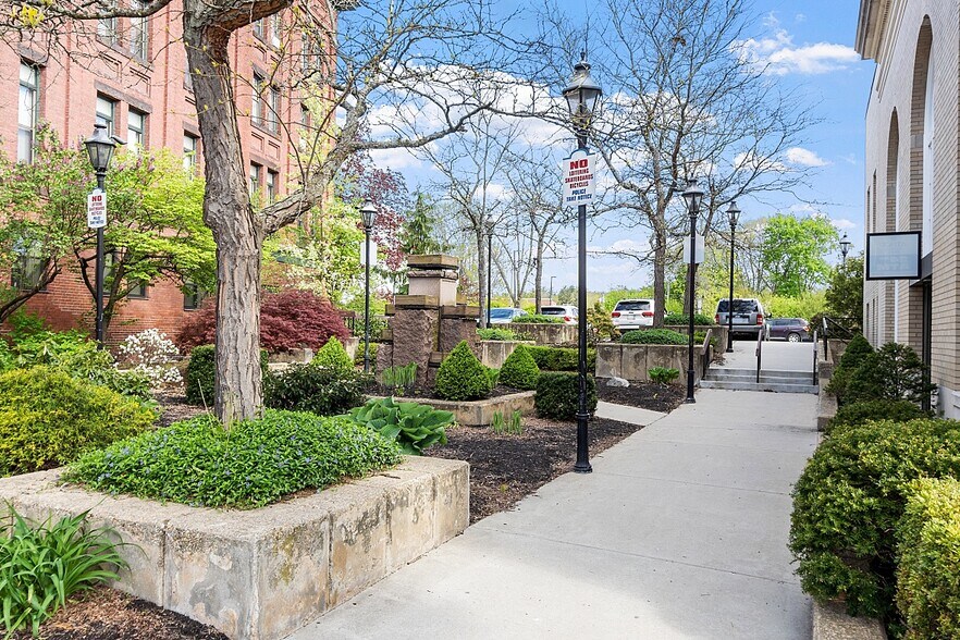 More Photos Of 444 Main St, Athol General Retail For Sale