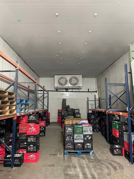 More Photos Of 500 NE 185th St, Miami Refrigeration Cold Storage For Lease