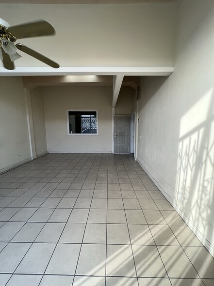 More Photos Of 727-739 W Pacific Coast Hwy, Long Beach Storefront Retail Residential For Lease