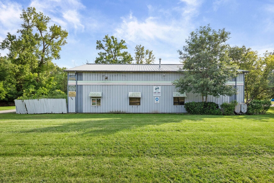 More Photos Of 688 Frey Rd, Macedon General Retail For Sale