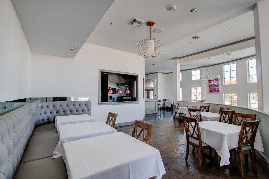 More Photos Of 6675 Mediterranean Dr, McKinney Restaurant For Sale