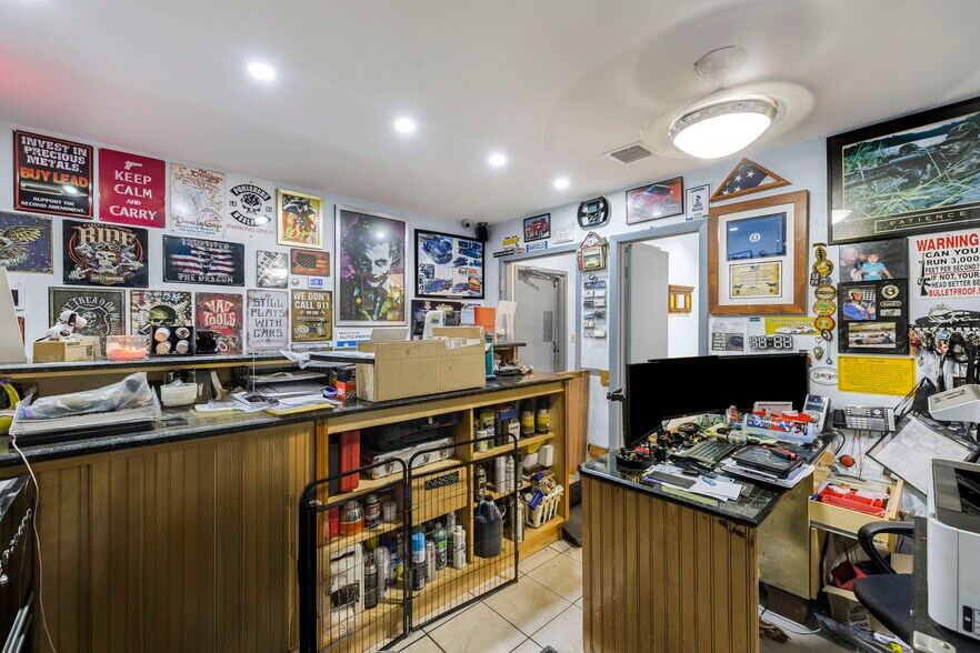 More Photos Of 12468-12470 SW 128th St, Miami Service For Sale