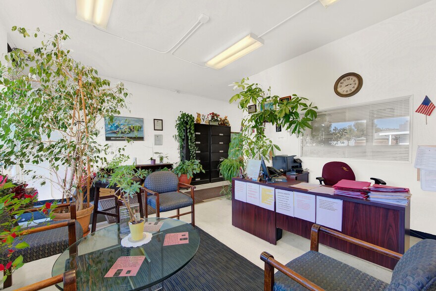 More Photos Of 1727-1731 Springs Rd, Vallejo Freestanding For Sale