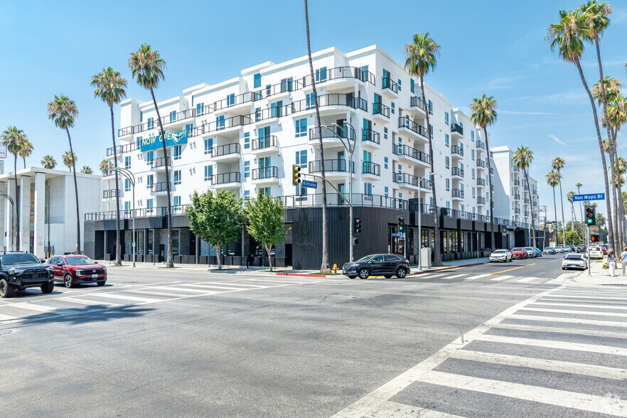 Primary Photo Of 6569-6581 N Van Nuys Blvd, Van Nuys Apartments For Lease