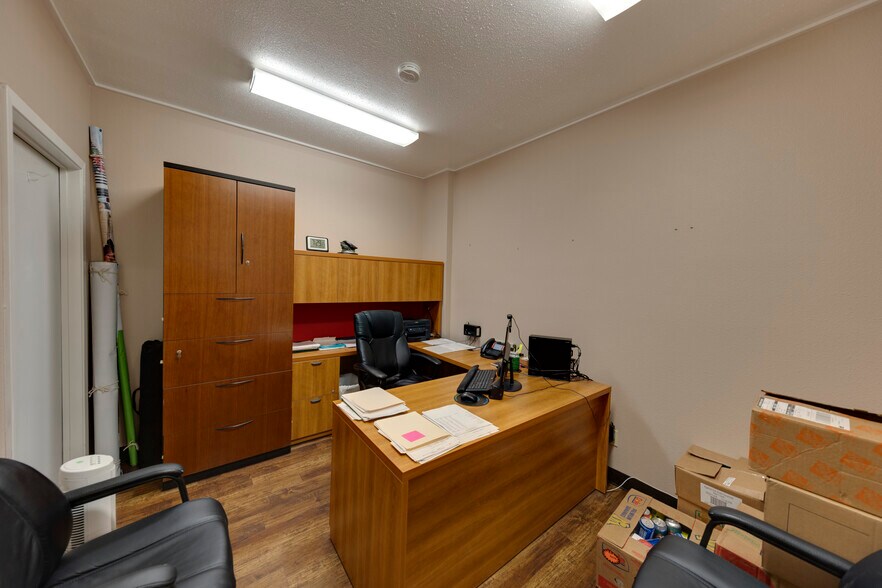 More Photos Of 826 Krill St, Corpus Christi Warehouse For Lease