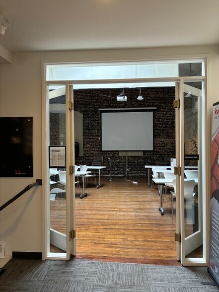 More Photos Of 1616-1624 California St, San Francisco Office For Lease