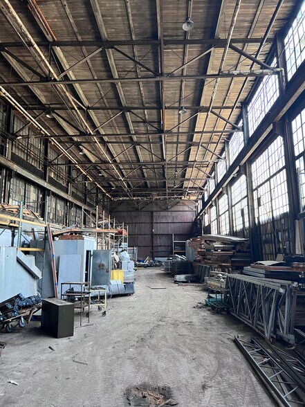 More Photos Of 4519 Hamilton Ave, Cleveland Manufacturing For Sale