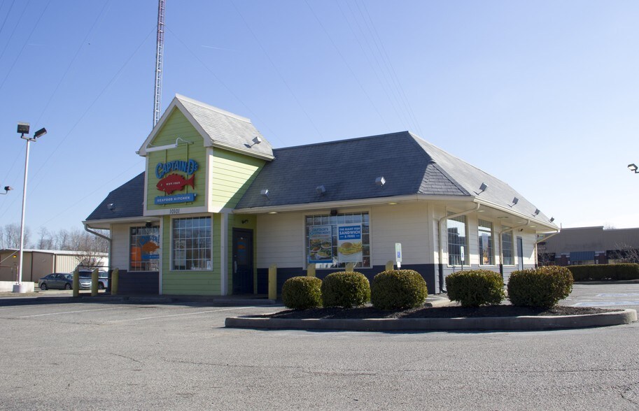 10101 Dixie Hwy, Louisville, KY 40272 Fast Food For Sale