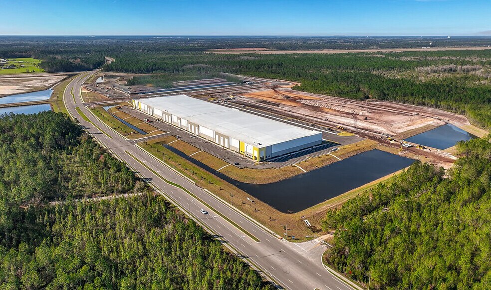 More Photos Of 2496 S Kings Hwy, Fort Pierce Unknown For Lease