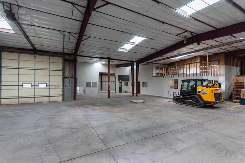 More Photos Of 1712 1st Ave, Greeley Warehouse For Lease