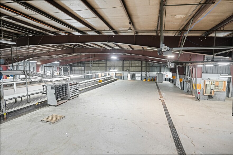 More Photos Of 1817 Moen Ave, Joliet Warehouse For Lease
