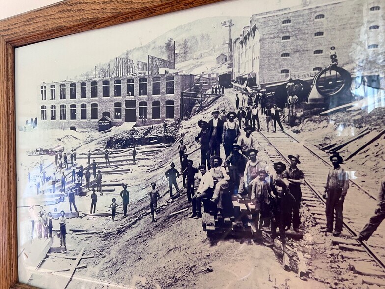 More Photos Of , Fries Unknown For Sale