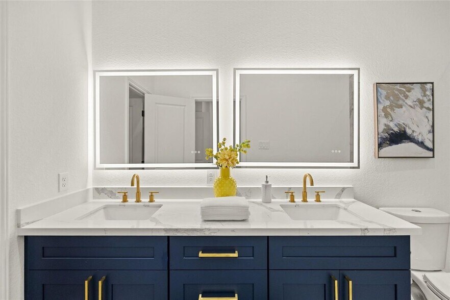 More Photos Of 5602 Pershing St, Houston Apartments For Sale