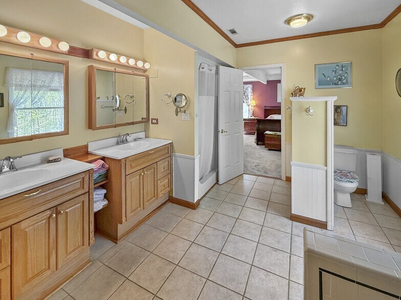 More Photos Of 205 Gwynn Rd, Lebanon Specialty For Sale