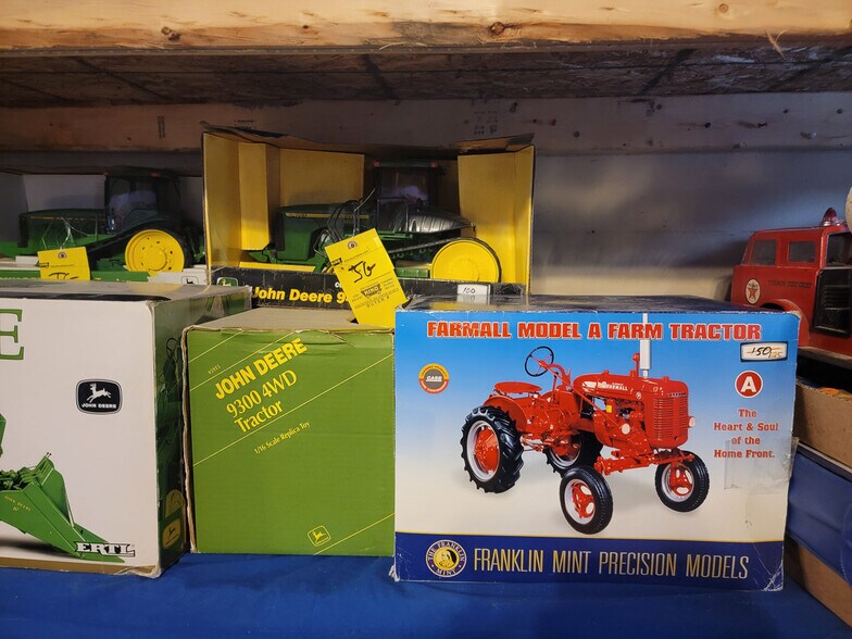 More Photos Of 1045 Eagon St, Barberton Manufacturing For Sale