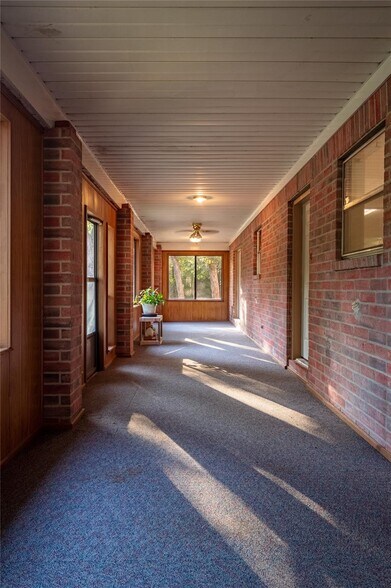 More Photos Of 1213 Lakeland Loop, Hilltop Lakes Specialty For Sale